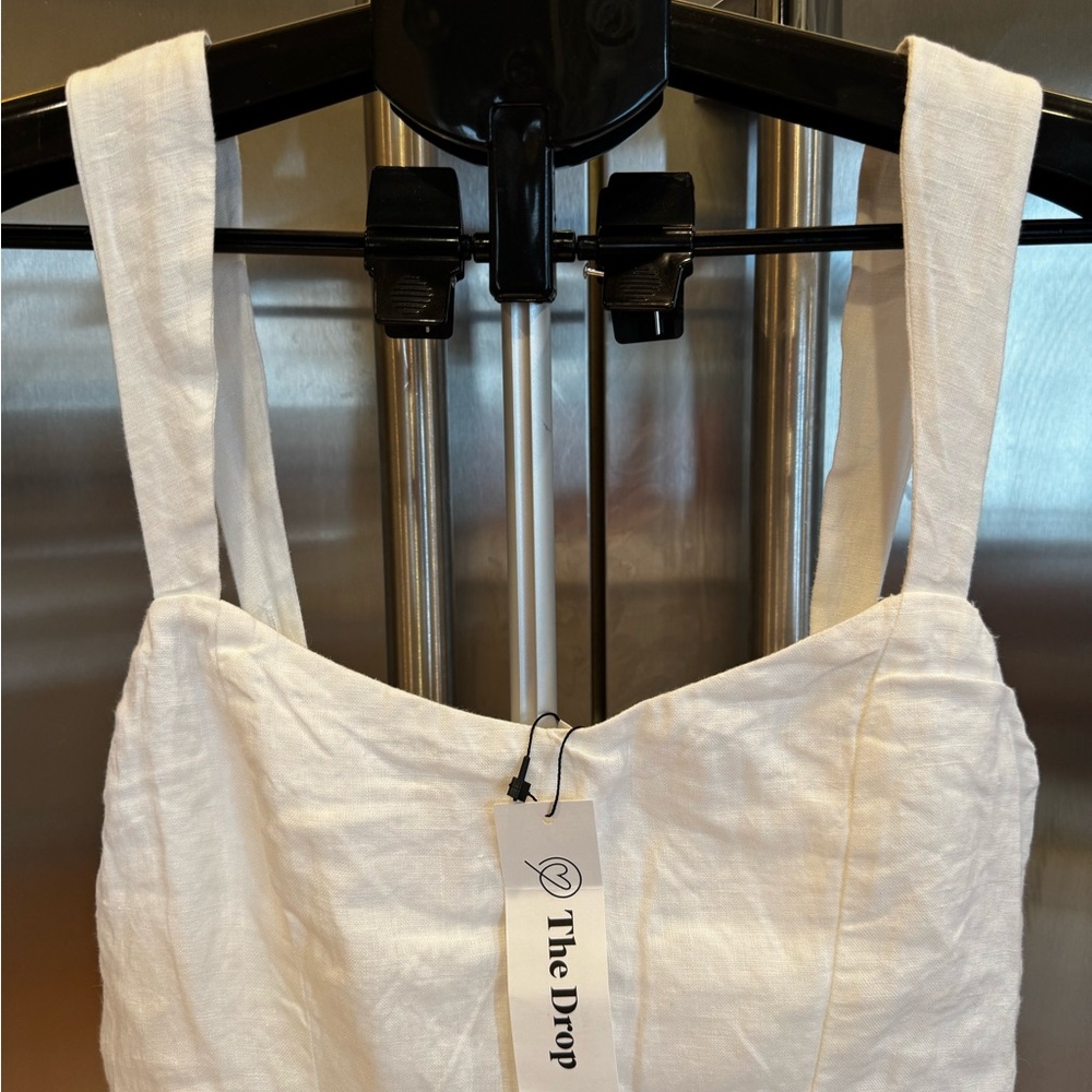 Elegant White Midi Dress - Picture 2 of 9